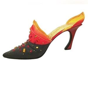 Passion’s Flame Just The Right Shoe Circa 2001.  Passion’s Flame Retired 3.5”